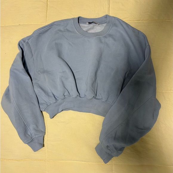 Zara Cropped Sweaters & Joggers Set - Black, Light Green, Light Blue - Picture 2 of 6